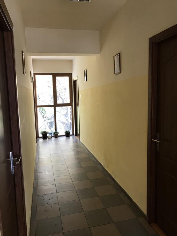 Pinul Negru 2 Hotel Băile Herculane Exterior foto